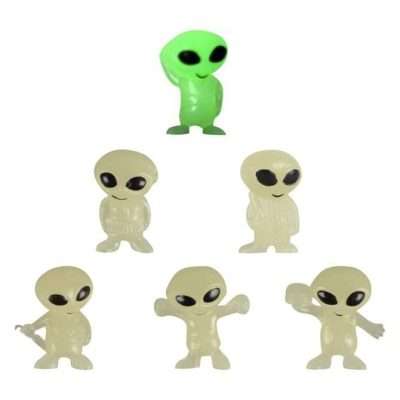 Glow mini aliens in 1.1-inch capsules. 250 pieces with 5 cool poses that glow in the dark—perfect for vending or prize bins!