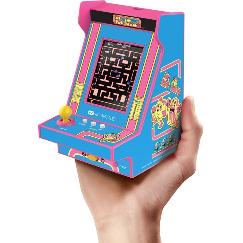 el2014_aa global-ms-pac-man-portable-nano-player-ms-pac-man-player-in-hand-large-pic