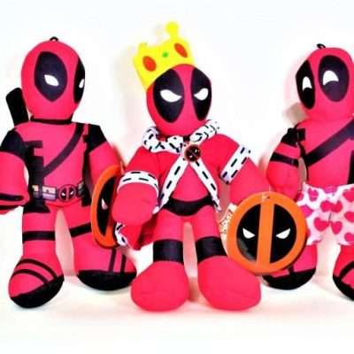 100-piece kit of 9-inch Marvel Deadpool plush toys, perfect for crane machines and arcade prize redemption.