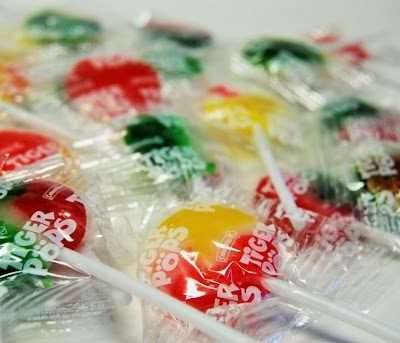tiger pops
