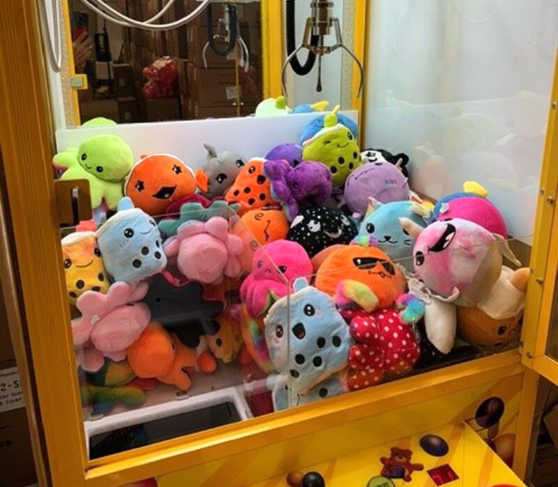 Premium 6-Inch Reversible & Non-Reversible Plush Mix for Prizes