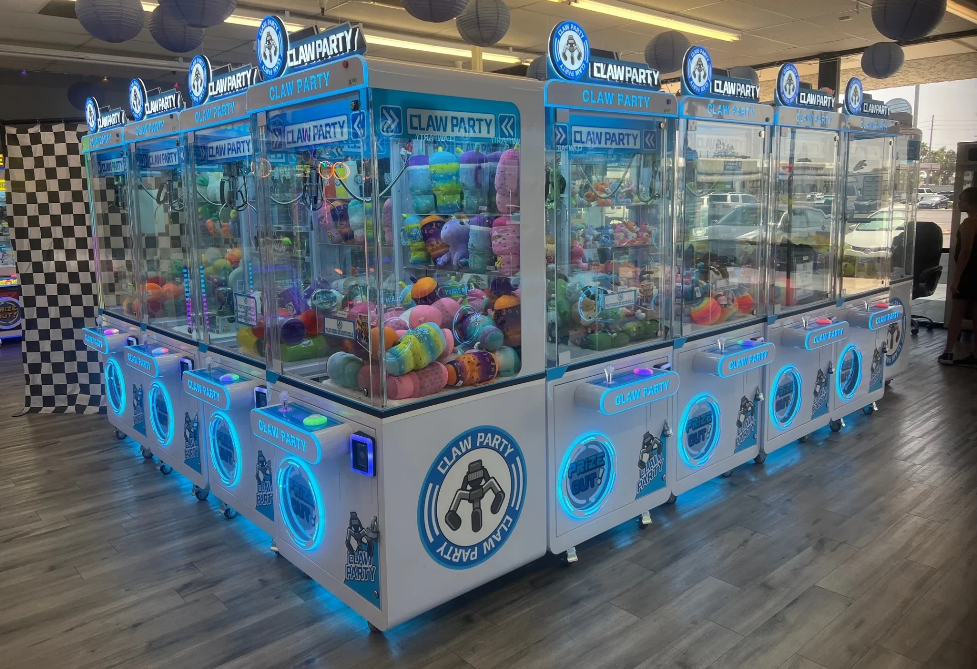 Claw Party Glendale, Arizona: Giant Claw Machines, Plush Prizes & Arcade Fun